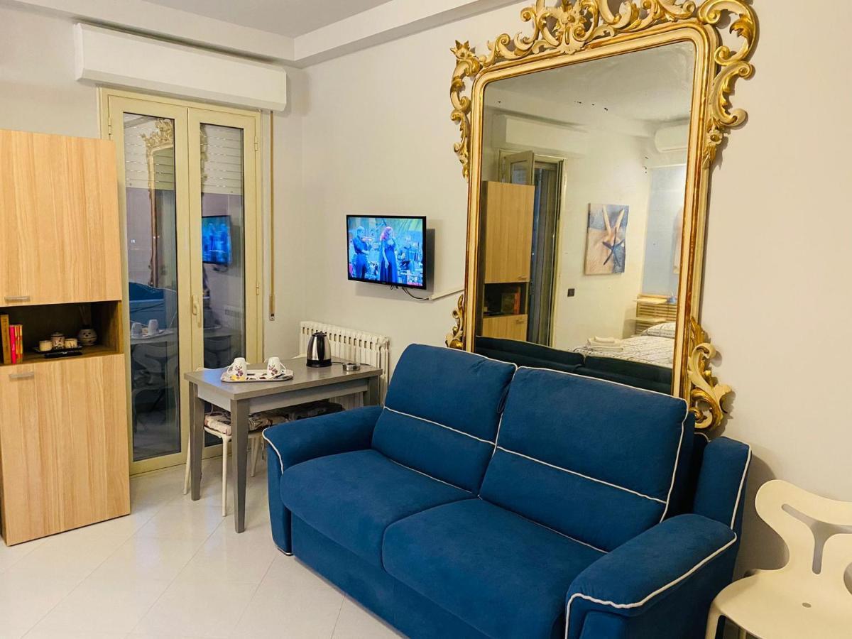 B E B Le Terrazze Sul Mare Bed & Breakfast Catanzaro Bagian luar foto
