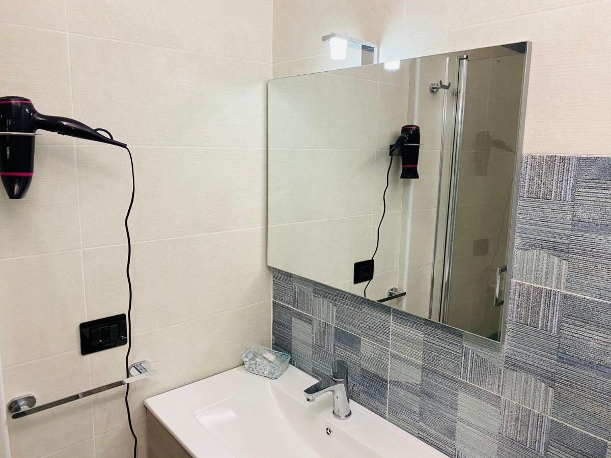 B E B Le Terrazze Sul Mare Bed & Breakfast Catanzaro Bagian luar foto