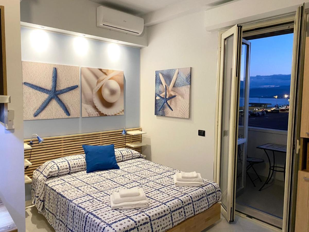 B E B Le Terrazze Sul Mare Bed & Breakfast Catanzaro Bagian luar foto
